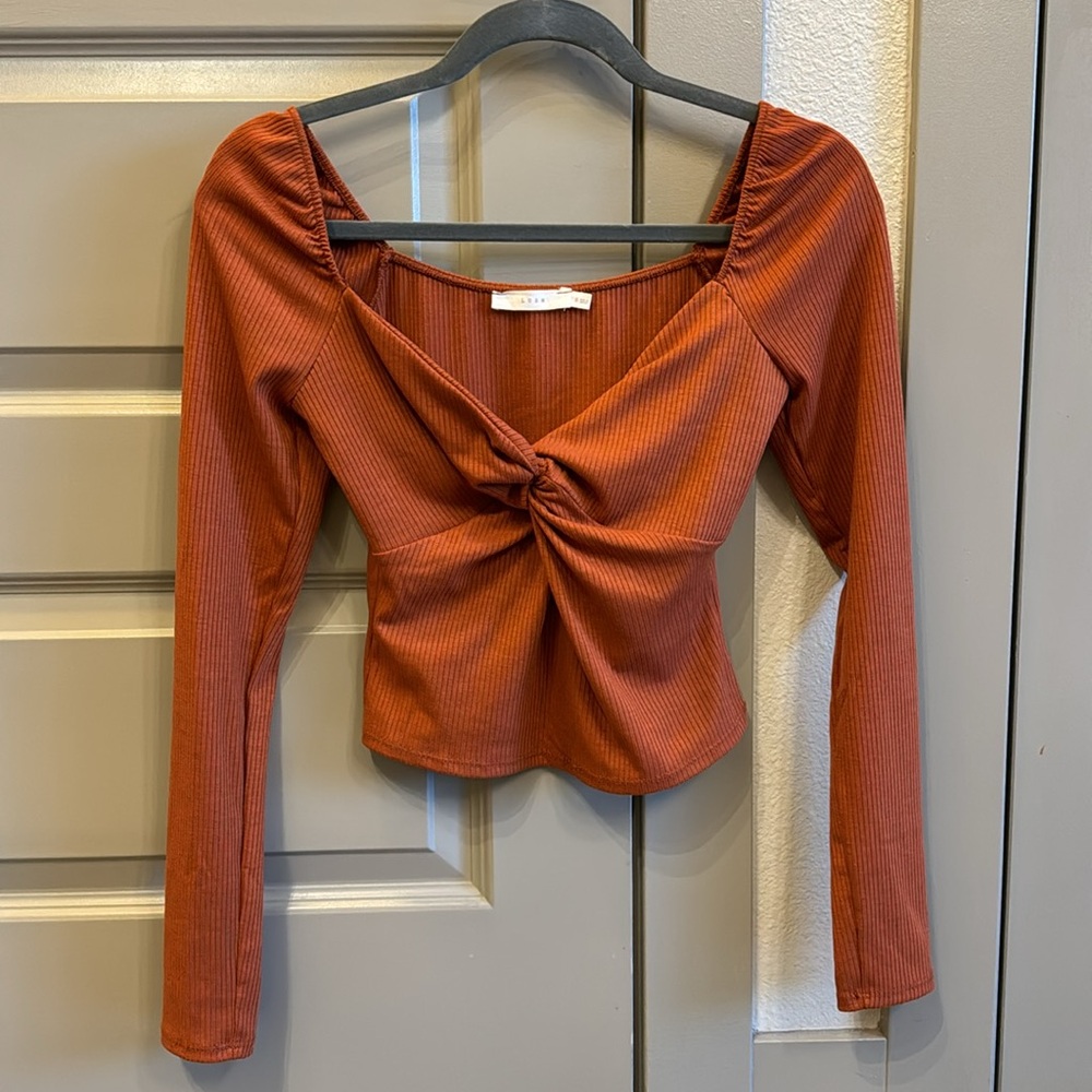 Lush Brand Twist Tie Top